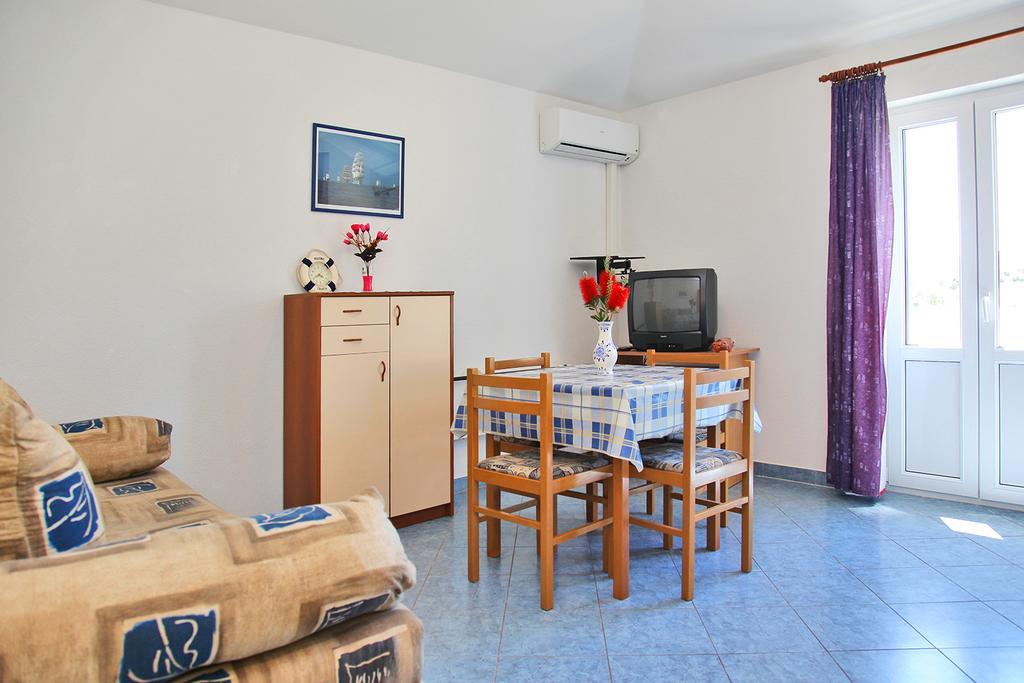Villa Marijana Sreser Buitenkant foto