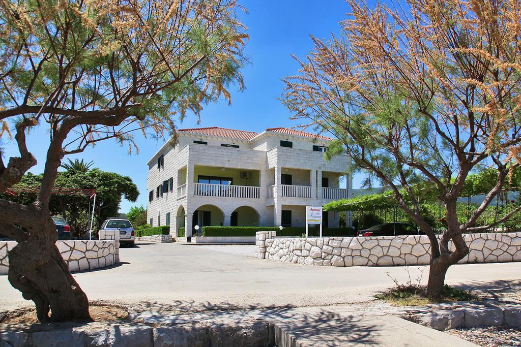 Villa Marijana Sreser Buitenkant foto