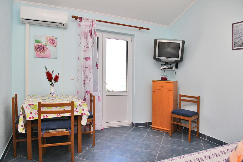 Villa Marijana Sreser Buitenkant foto